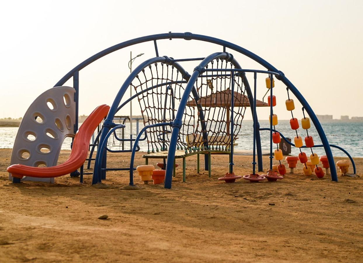 Hotel&Resort Golden Marina Yanbu Exterior foto
