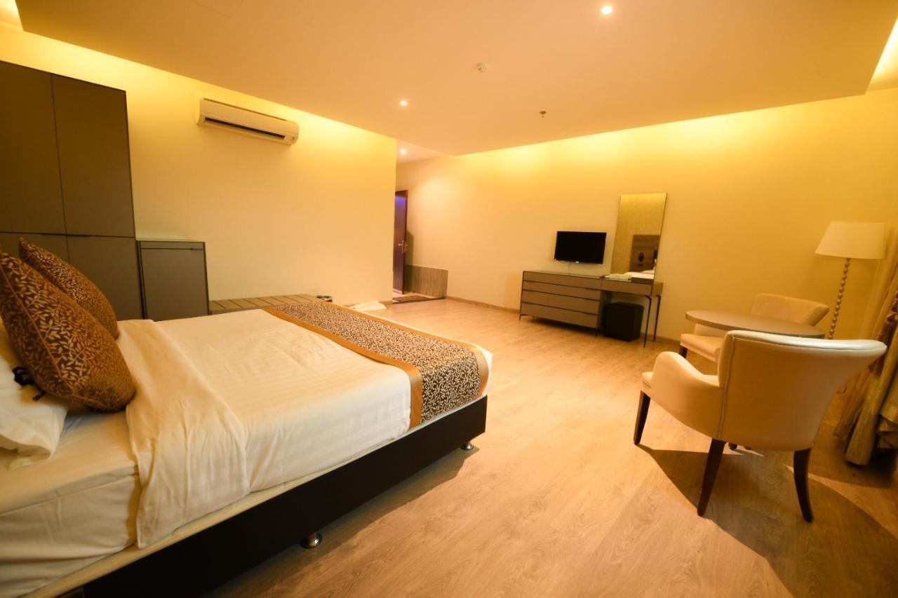 Hotel&Resort Golden Marina Yanbu Exterior foto