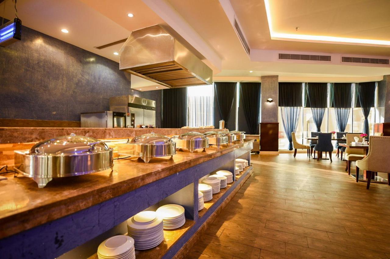 Hotel&Resort Golden Marina Yanbu Exterior foto