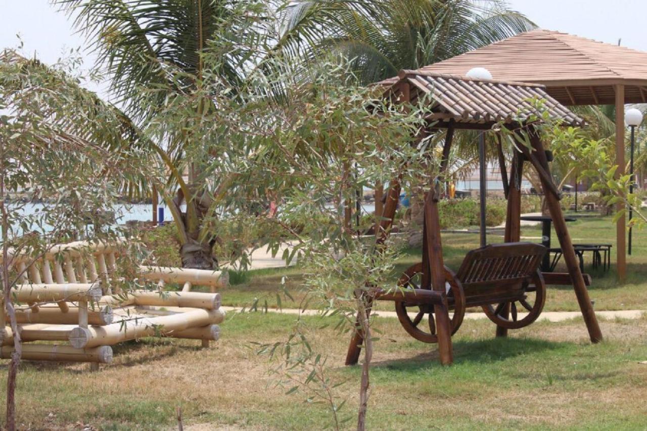 Hotel&Resort Golden Marina Yanbu Exterior foto